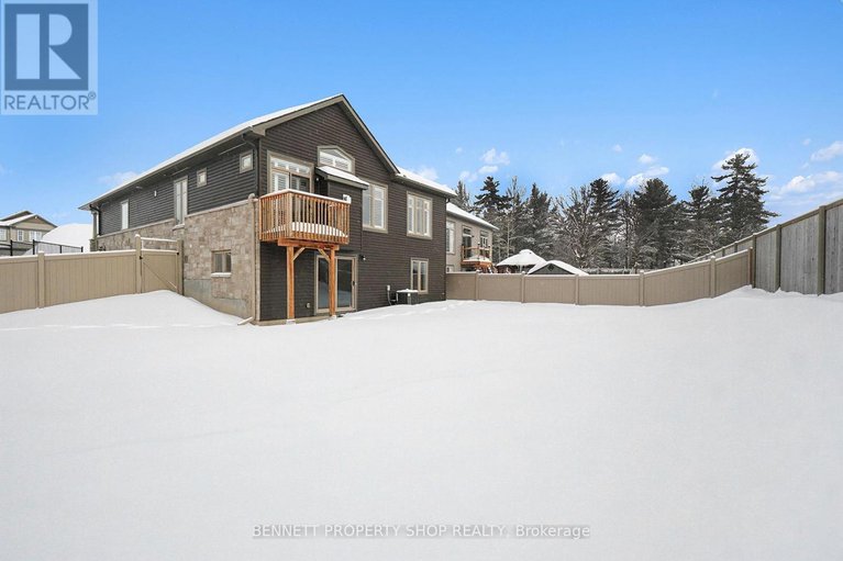 29304430/621-enclave-lane-sw/town-of-rockland/clarence-rockland/ontario/K4K0M8_25