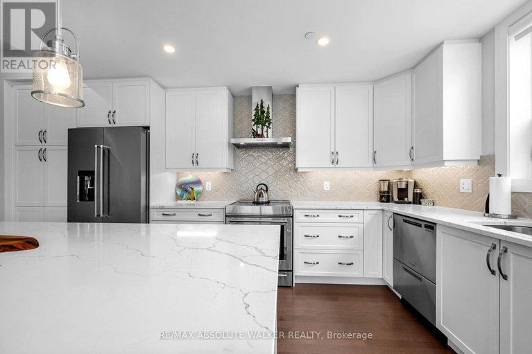 29612742/104-110-cortile-private/riverside-southgloucester-glen/ottawa/ontario/K1V2S8_12