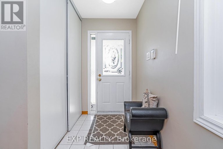 28746795/2103-gardenway-drive/fallingbrookgardenway-south/ottawa/ontario/K4A3K2_2