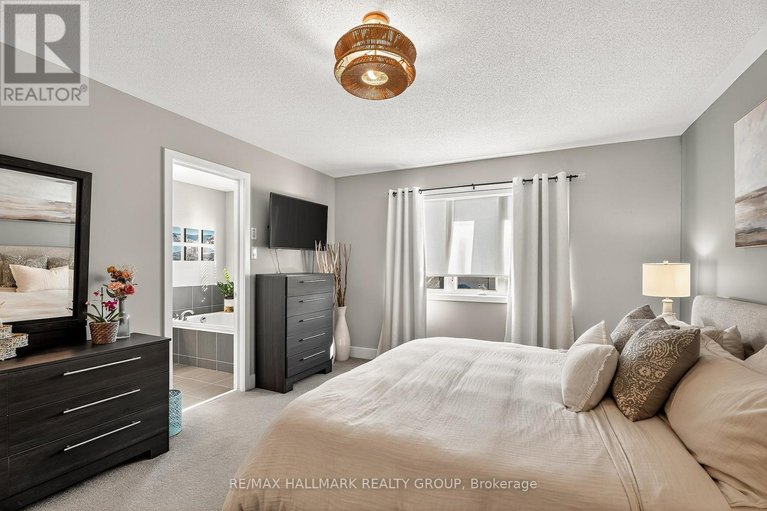 29151475/332-gracewood-crescent/blossom-parkkemp-parkfindlay-creek/ottawa/ontario/K1T0J7_30