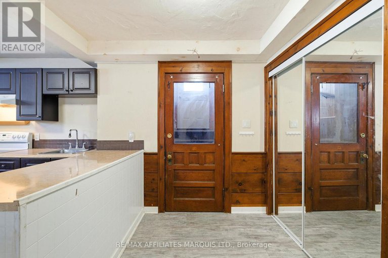 29323072/21-spruce-street/ingleside/south-stormont/ontario/K0C1M0_32