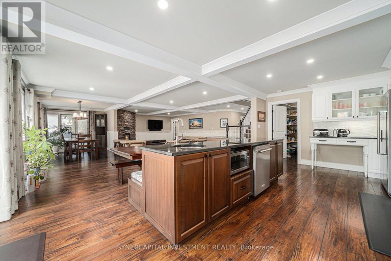 28655111/3809-alderwood-street/emerald-woodssawmill-creek/ottawa/ontario/K1T3R3_8