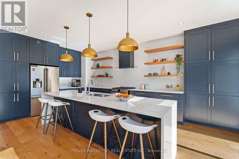 28852682/537-compass-street/mer-bleuebradley-estatesanderson-park/ottawa/ontario/K1W0J1_8