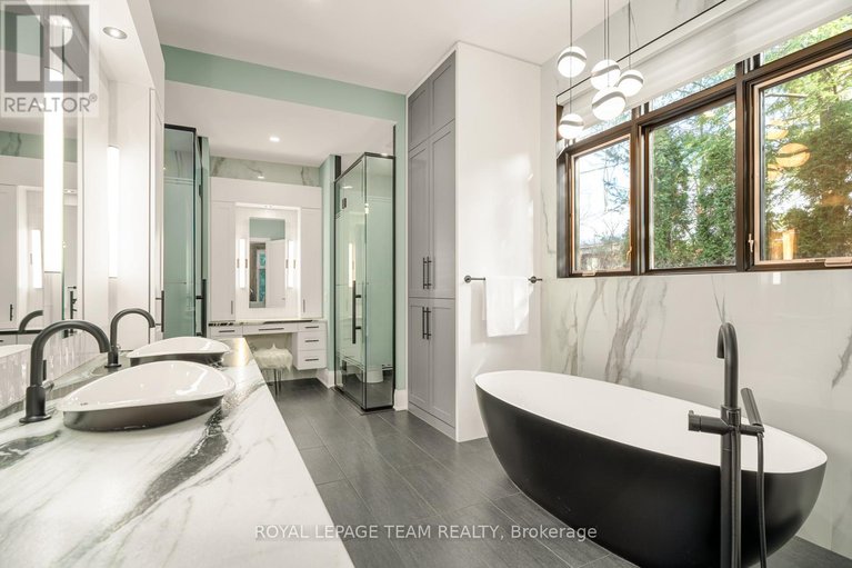 29575078/77-placel-road/rockcliffe/ottawa/ontario/K1L5B9_18