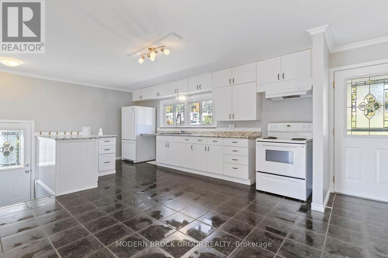 28960799/27-sarah-street/augusta-twp/augusta/ontario/K0E1P0_16