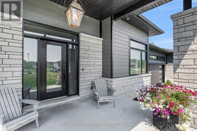 29320796/278-roxanne-street/clarencerockland-twp/clarence-rockland/ontario/K0A1N0_3