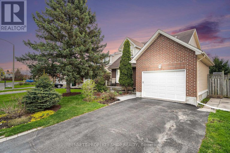 28315762/437-rougemount-crescent/fallingbrookgardenway-south/ottawa/ontario/K4A2Z1_22
