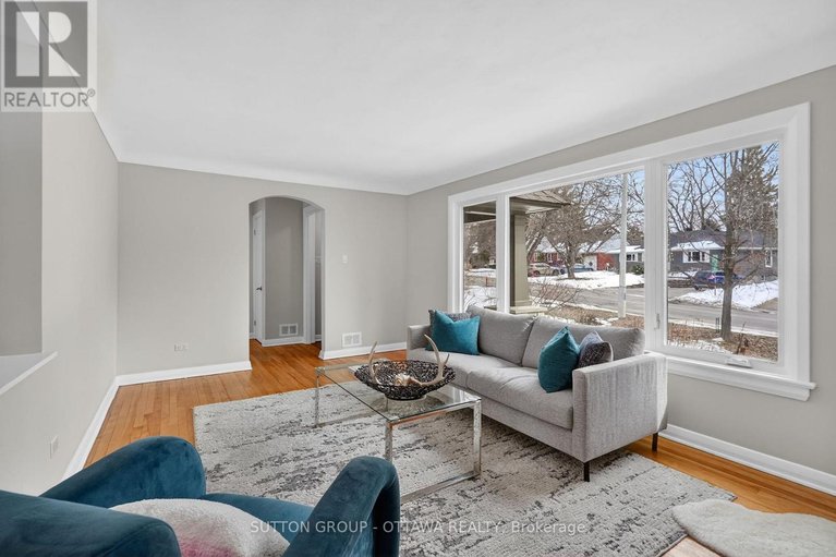 29515189/499-neighbourhood-way/riverview-park/ottawa/ontario/K1G0J3_6