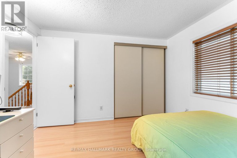 28798161/59-shearer-crescent/katimavik/ottawa/ontario/K2L3N3_34