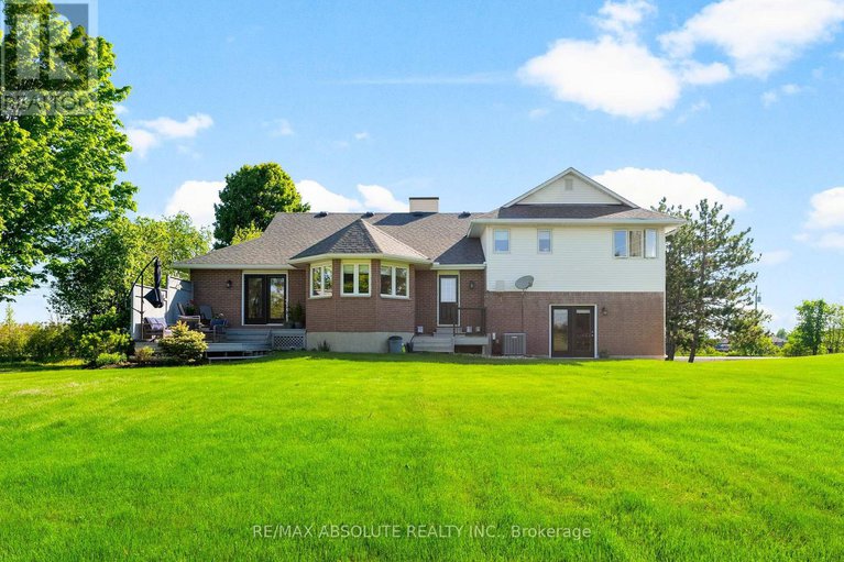 28394823/151-duncan-drive/mcnabbraeside-twps/mcnabbraeside/ontario/K7S0E1_33