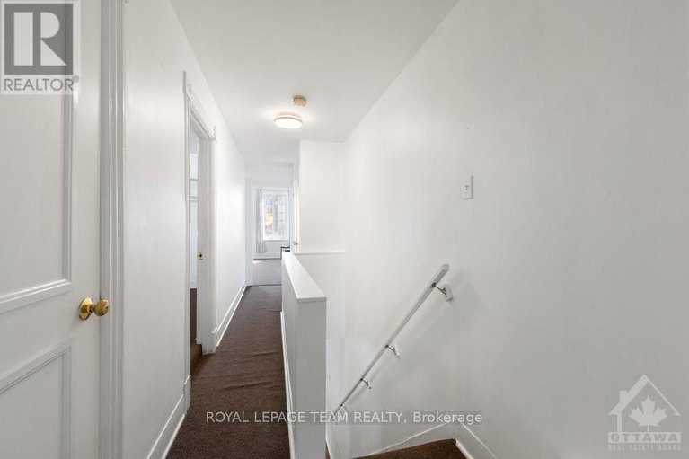 27571550/495-st-patrick-street/lowertown/ottawa/ontario/K1N5G9_16