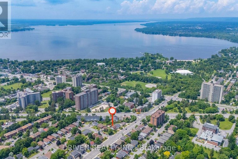 29582368/876-pinecrest-road/fairfield-heights/ottawa/ontario/K2B6B2_22