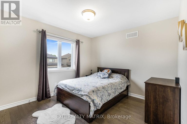 29320193/700-namur-street/embrun/russell/ontario/K0A1W0_28