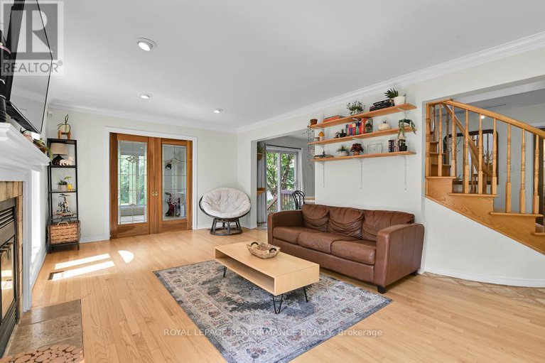 28619825/2057-clark-road/clarencerockland-twp/clarence-rockland/ontario/K4K1K7_5