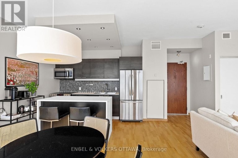 29566871/823-349-mcleod-street/ottawa-centre/ottawa/ontario/K2P0S1_5