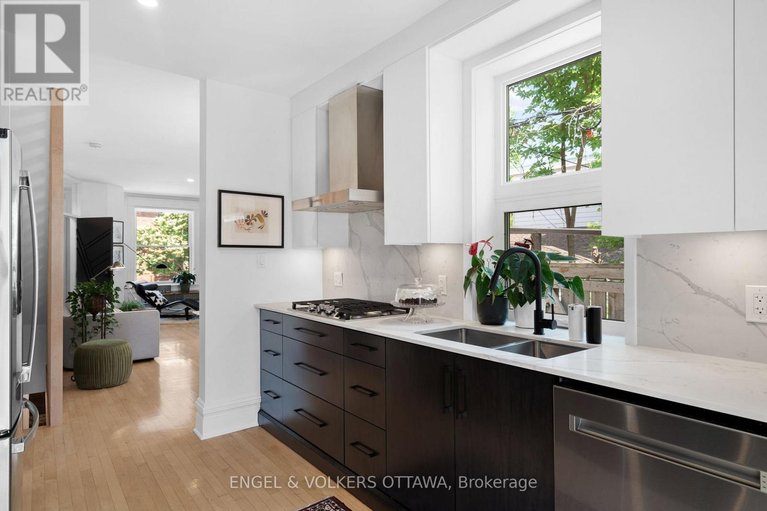 29564607/244-flora-street/ottawa-centre/ottawa/ontario/K1R5R9_15