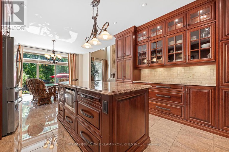 28816591/1095-halton-terrace/morgans-grantsouth-march/ottawa/ontario/K2W1G8_17