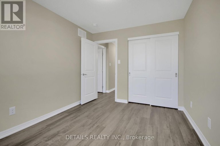 28632045/136-overberg-way/emerald-meadowstrailwest/ottawa/ontario/K2S0V8_36
