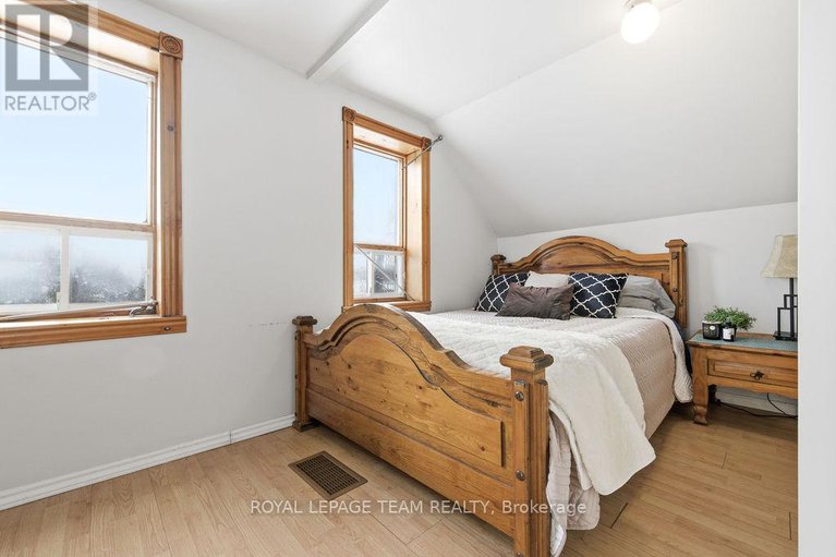 29184195/160-burnstown-road/mcnabbraeside-twps/mcnabbraeside/ontario/K0A3L0_22