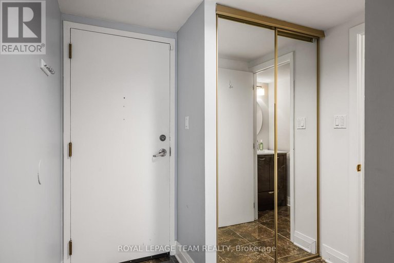 28741163/202-309-cumberland-street/lower-townbyward-market/ottawa/ontario/K1N7J1_21