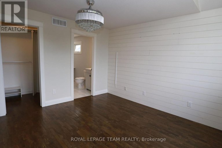 28738556/78-friendly-crescent/stittsville-south/ottawa/ontario/K2S2B5_28