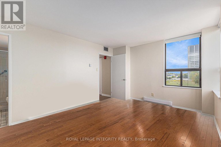 28968259/602-50-emmerson-avenue/mechanicsville/ottawa/ontario/K1Y4P7_12