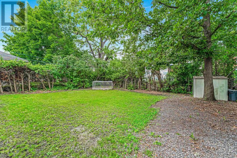 28334647/2216-prospect-avenue/alta-vista/ottawa/ontario/K1H7G3_23