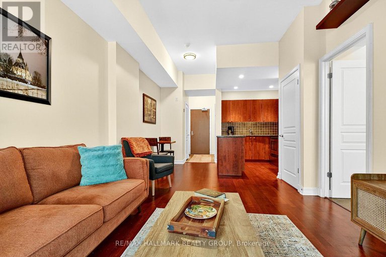 29108438/1206-200-besserer-street/sandy-hill/ottawa/ontario/K1N0A7_6