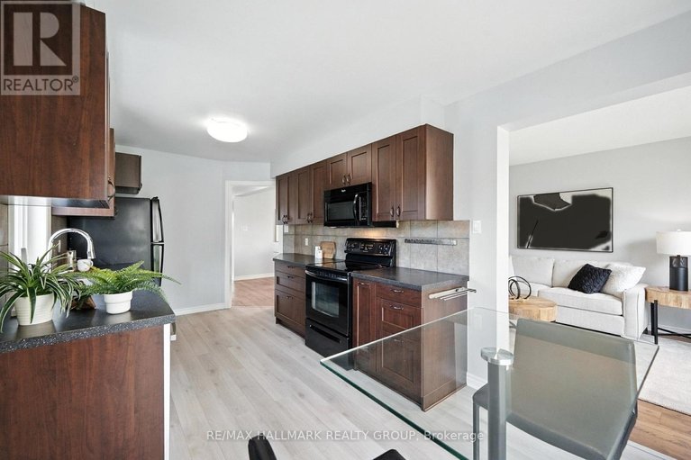 29646606/55-fair-oaks-crescent/craig-henrywoodvale/ottawa/ontario/K2G4W3_12