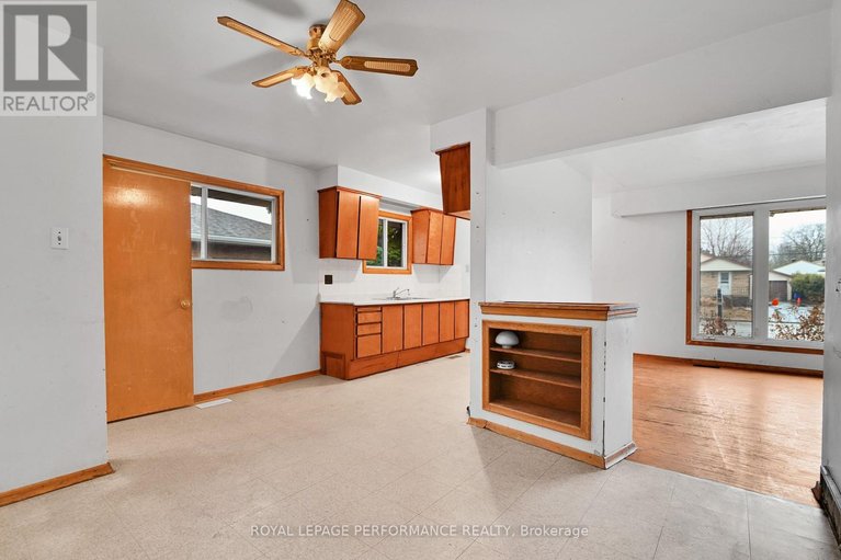 29600475/759-pleasant-park-road/elmvale-acres/ottawa/ontario/K1G1Y5_9