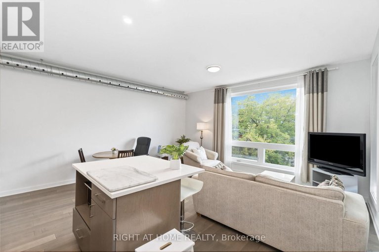 29386107/305-22-perkins-street/west-centre-town/ottawa/ontario/K1R7G5_11