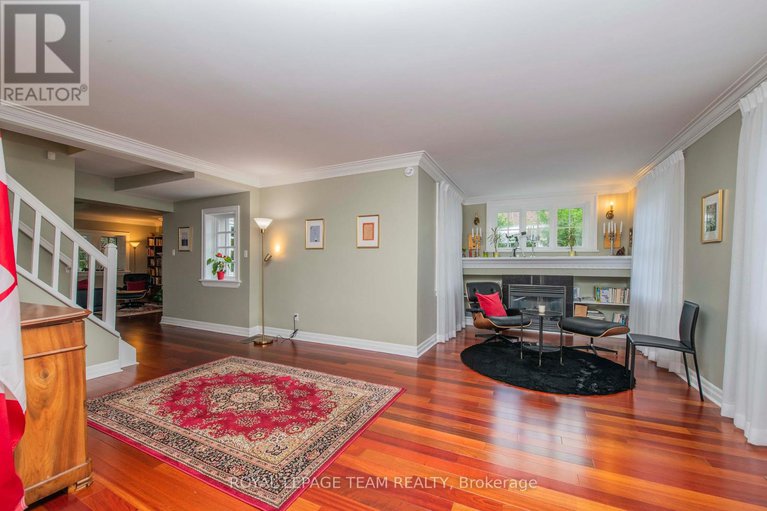 29171435/60-goulburn-avenue/sandy-hill/ottawa/ontario/K1N8C8_7