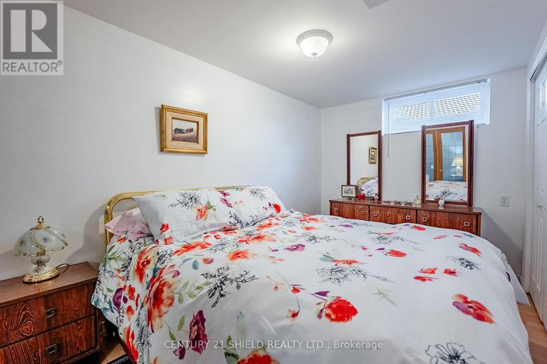 29038692/14215-county-rd-2-highway/south-stormont-osnabruck-twp/south-stormont/ontario/K0C1M0_42