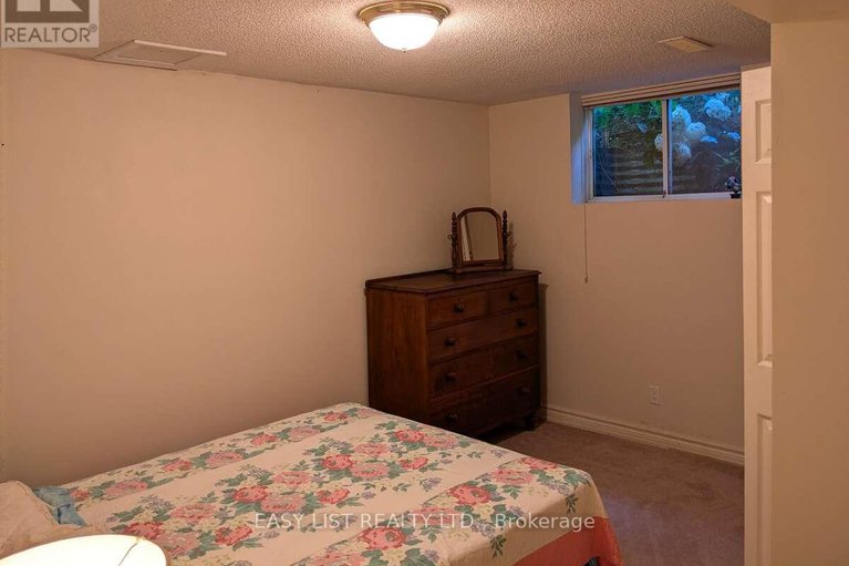 28714727/57-goldfinch-drive/bridlewood/ottawa/ontario/K2M2P5_32