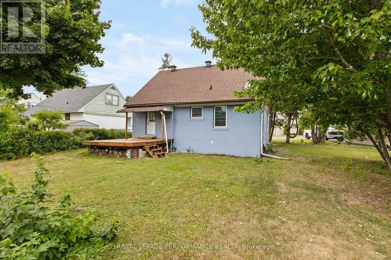 28864707/10-argue-drive/borden-farmstewart-farmcarleton-heightsparkwood-hills/ottawa/ontario/K2E6S1_36