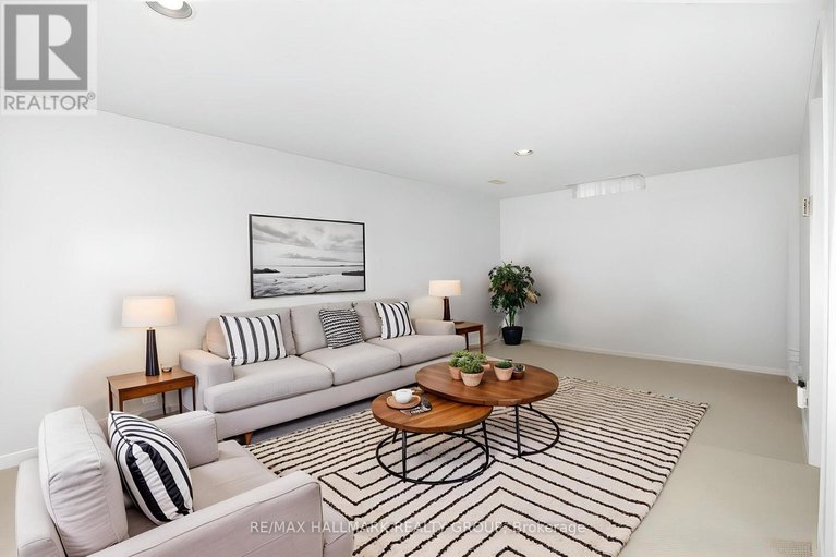 29599851/906-chaleur-way/convent-glen/ottawa/ontario/K1C2S1_32