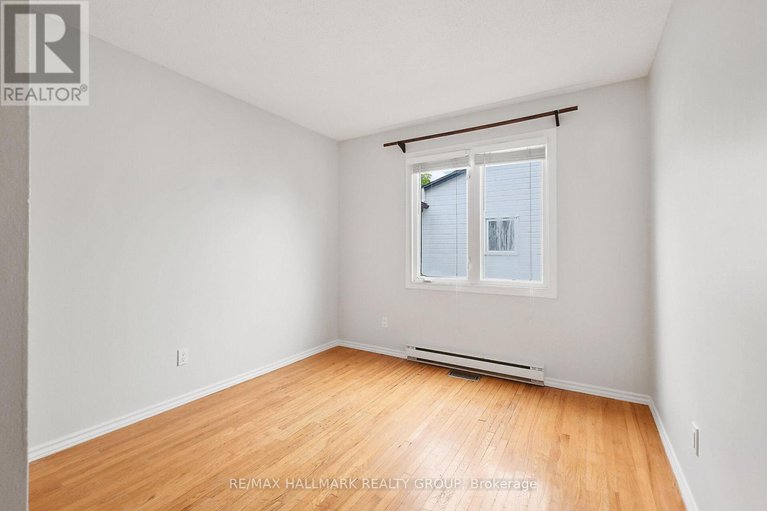 28576602/89-3691-albion-road/sawmill-creektimbermill/ottawa/ontario/K1T1P2_29