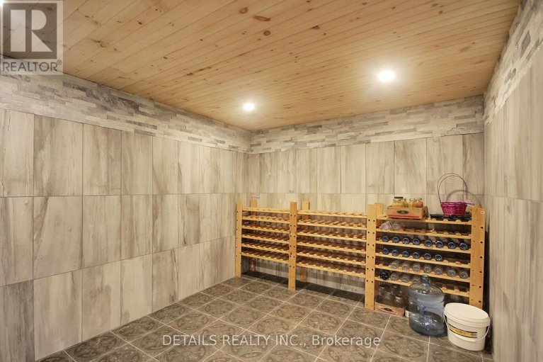 28573377/1341-shylo-crescent/manotick-east-to-manotick-station/ottawa/ontario/K4M1B7_20