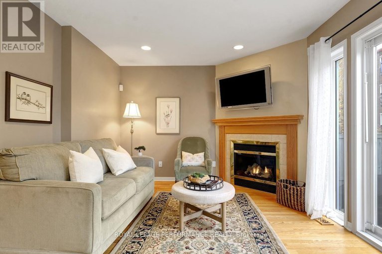 29081363/169-arcola-private/overbrookcastle-heights/ottawa/ontario/K1K4W9_40