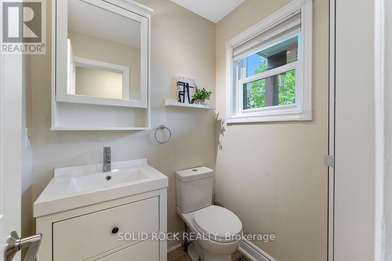 28763469/33-benlark-road/on-the-green/ottawa/ontario/K2J2L5_10