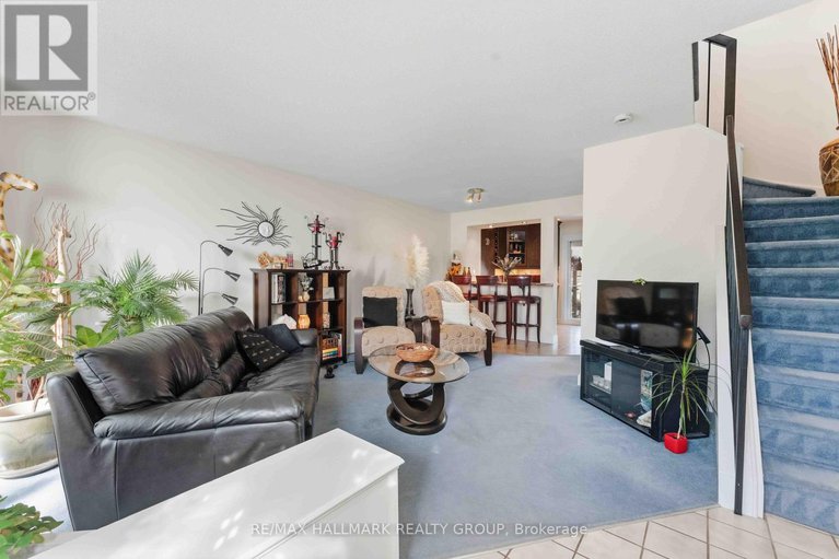 28986699/941-cookshire-crescent/fallingbrookridgemount/ottawa/ontario/K4A3K4_9