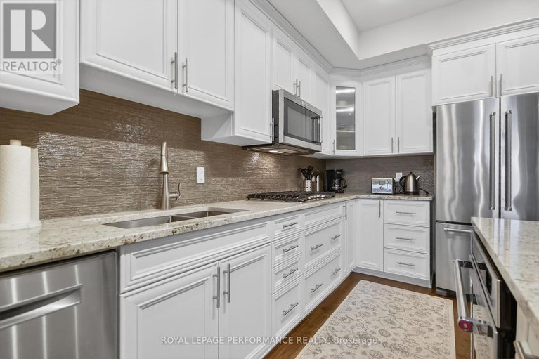 29610198/408-615-longfields-drive/longfields/ottawa/ontario/K2J6J3_10