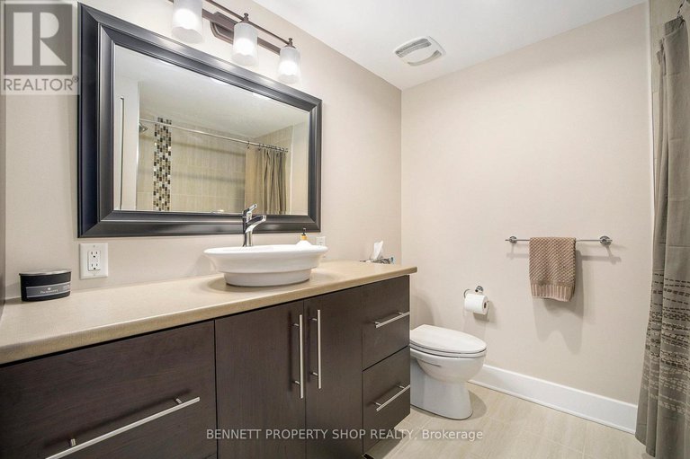 28737781/1476-maxime-street/pineview/ottawa/ontario/K1B3L1_23