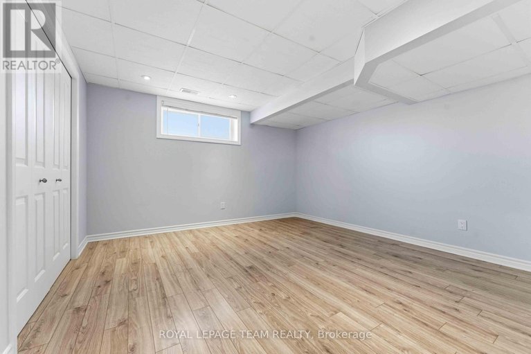 29563750/6868-sparkling-lake-way/greely/ottawa/ontario/K4P1R7_34