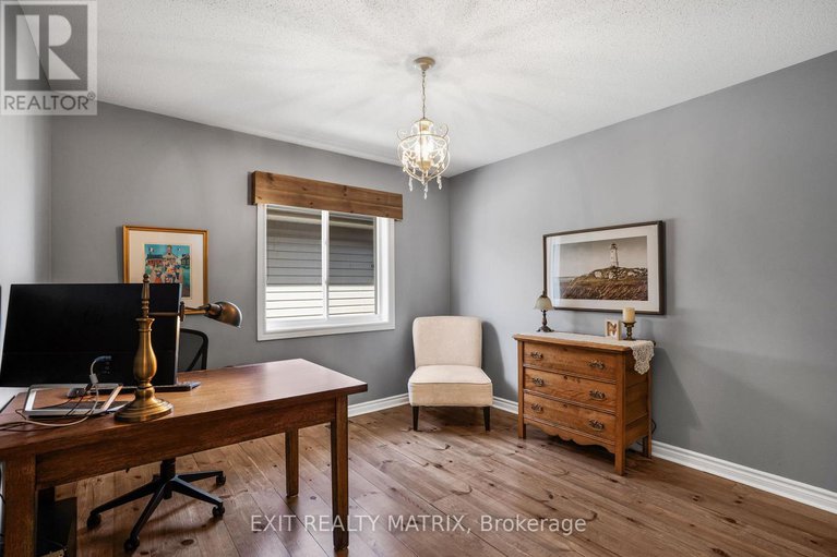28998759/928-scala-avenue/notting-hillsummerside/ottawa/ontario/K4A5E1_22