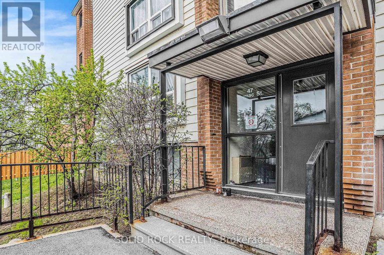 28278535/14-47-sumac-street/beacon-hill-south/ottawa/ontario/K1J7T7_1
