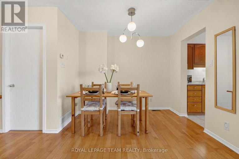 29445574/48-jackman-terrace/katimavik/ottawa/ontario/K2L4E1_25