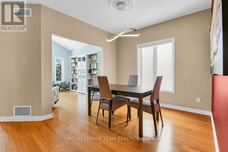 28682468/1581-belleterre-street/orleanssunridge/ottawa/ontario/K1C7N5_6