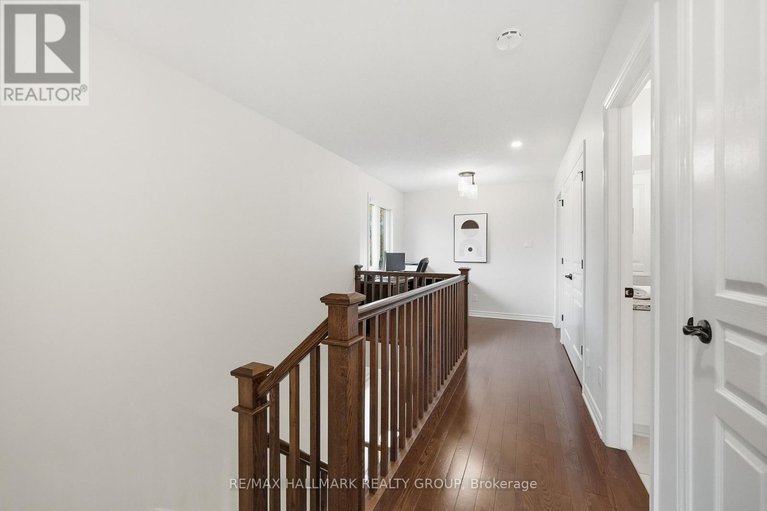 29025687/314-melodie-street/mer-bleuebradley-estatesanderson-park/ottawa/ontario/K1W0H9_17