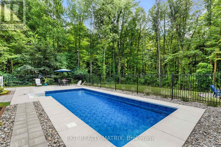 29255062/1736-groves-road/russell-twp/russell/ontario/K4R1E5_30